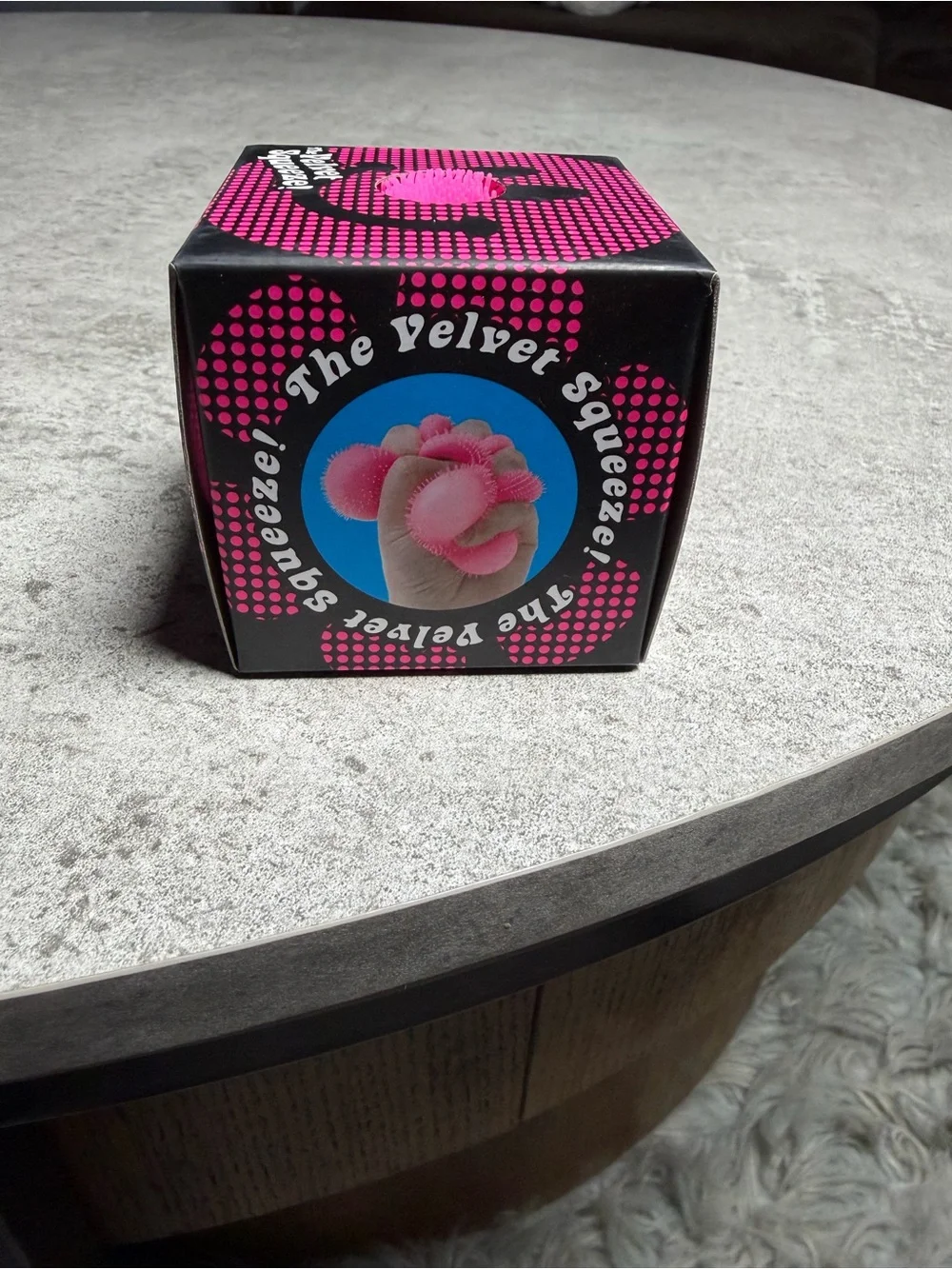 NEEDOH Fuzz Ball - Pink
